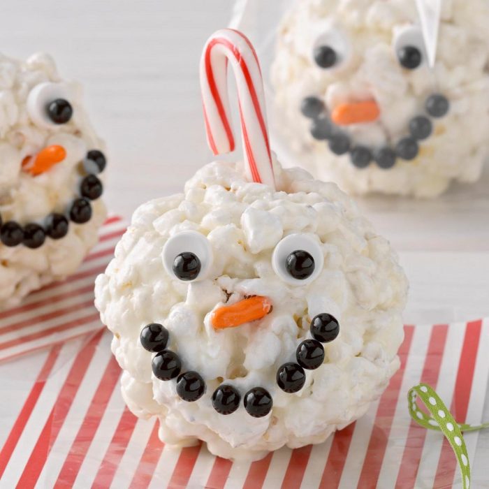 Christmas popcorn ball decorating kit