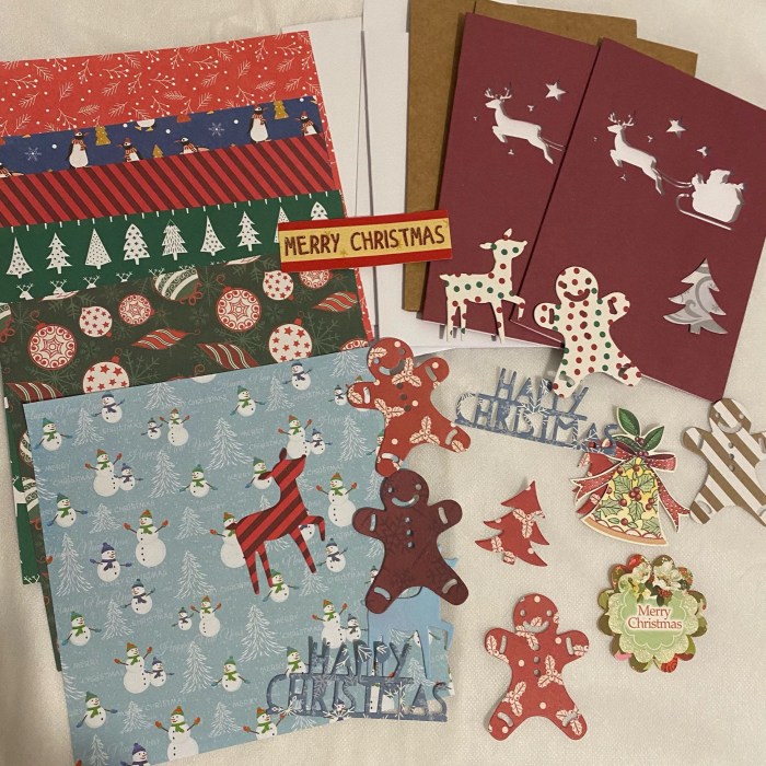 Christmas card decorating kit